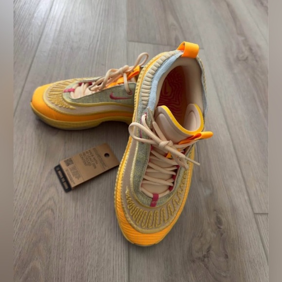 NIKE COSMIC UNIT 3 👟 - Picture 1 of 8